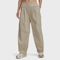 Calça Sportstyle Under Armour Unstoppable Pleat - Feminina PRETO