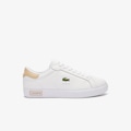 Tênis de couro com logo na língua Powercourt Lacoste Feminino BRANCO/BEGE