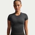 Camiseta Dri-FIT Nike Pro Slim Feminina CINZA