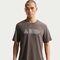Camiseta Nike ACG Trail Masculina MARROM/CINZA