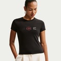 Camiseta Nike Sportswear Chill Knit Feminina PRETO