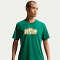 Camiseta Nike Sportswear Celebrate Sport Unissex VERDE/AMARELO