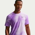 Camiseta Dri-FIT Nike Court ADV Slam Roland-Garros Masculina ROXO/BRANCO