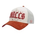 Boné Adulto New Era 940af Old English Chicago Bulls Aba Curva OFF WHITE