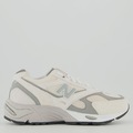 Tênis Feminino New Balance 880R BEGE