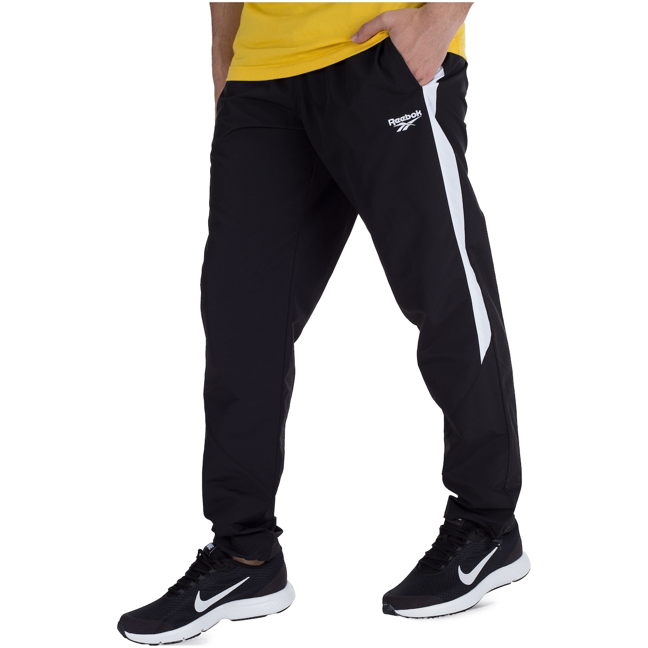 Calça Reebok Trackpant - Masculina | Centauro