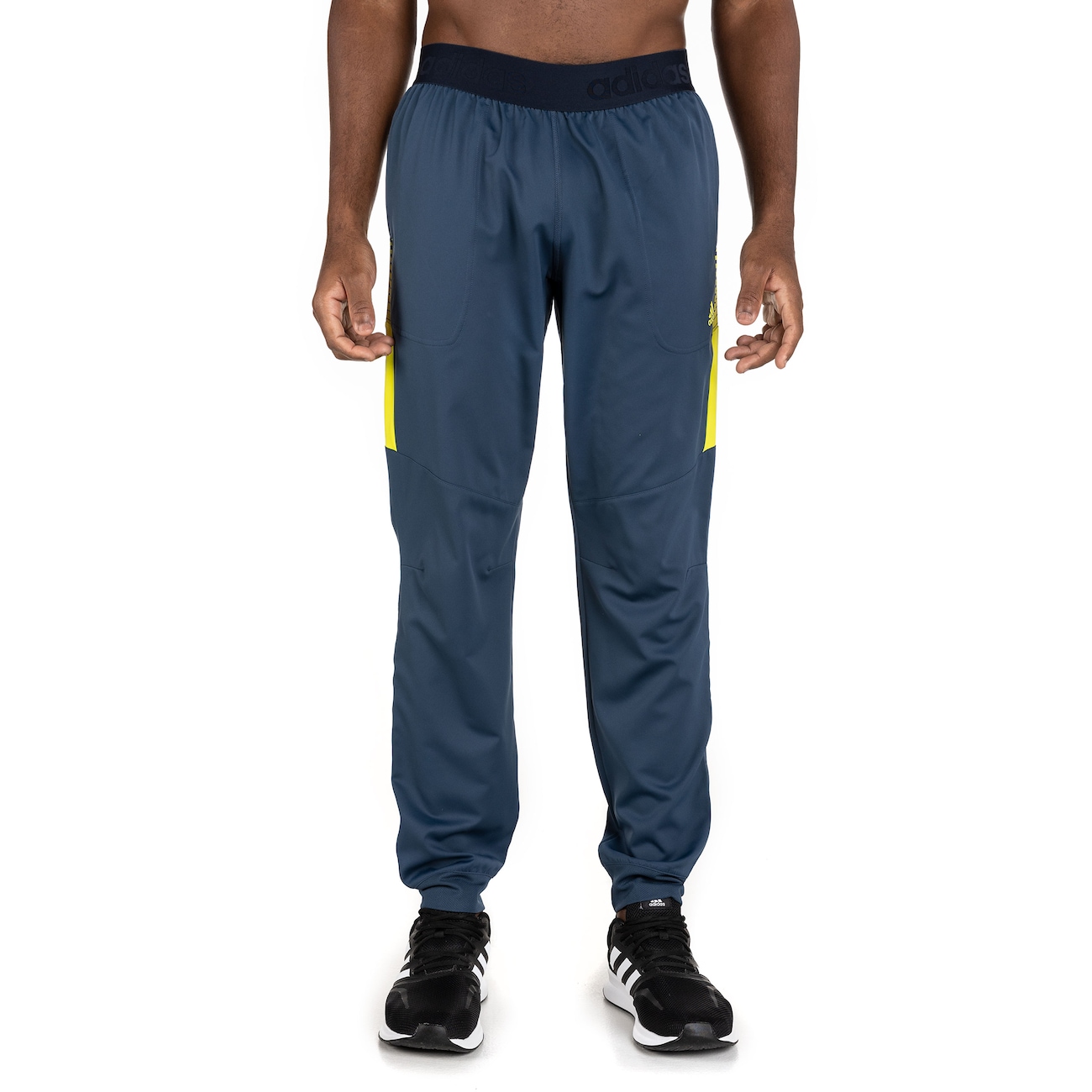 Calça adidas SL Innovation Tactel Masculina Centauro