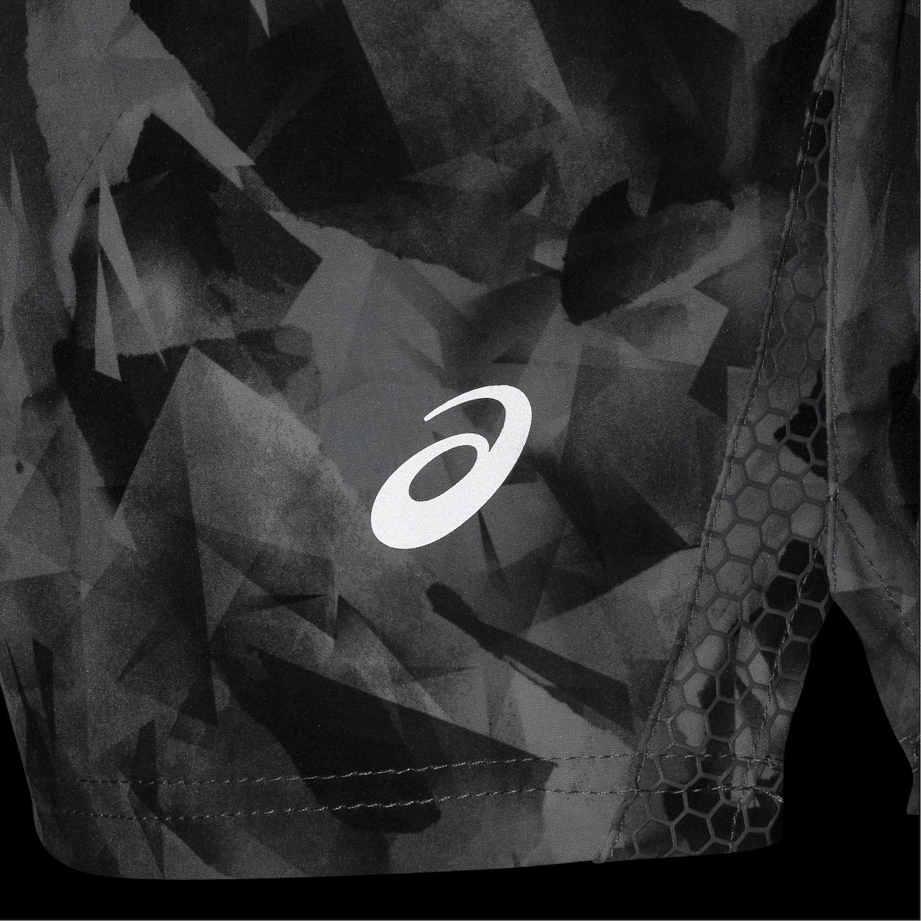 Bermuda Masculina ASICS Full Print 5" Assim 130P - Video 1