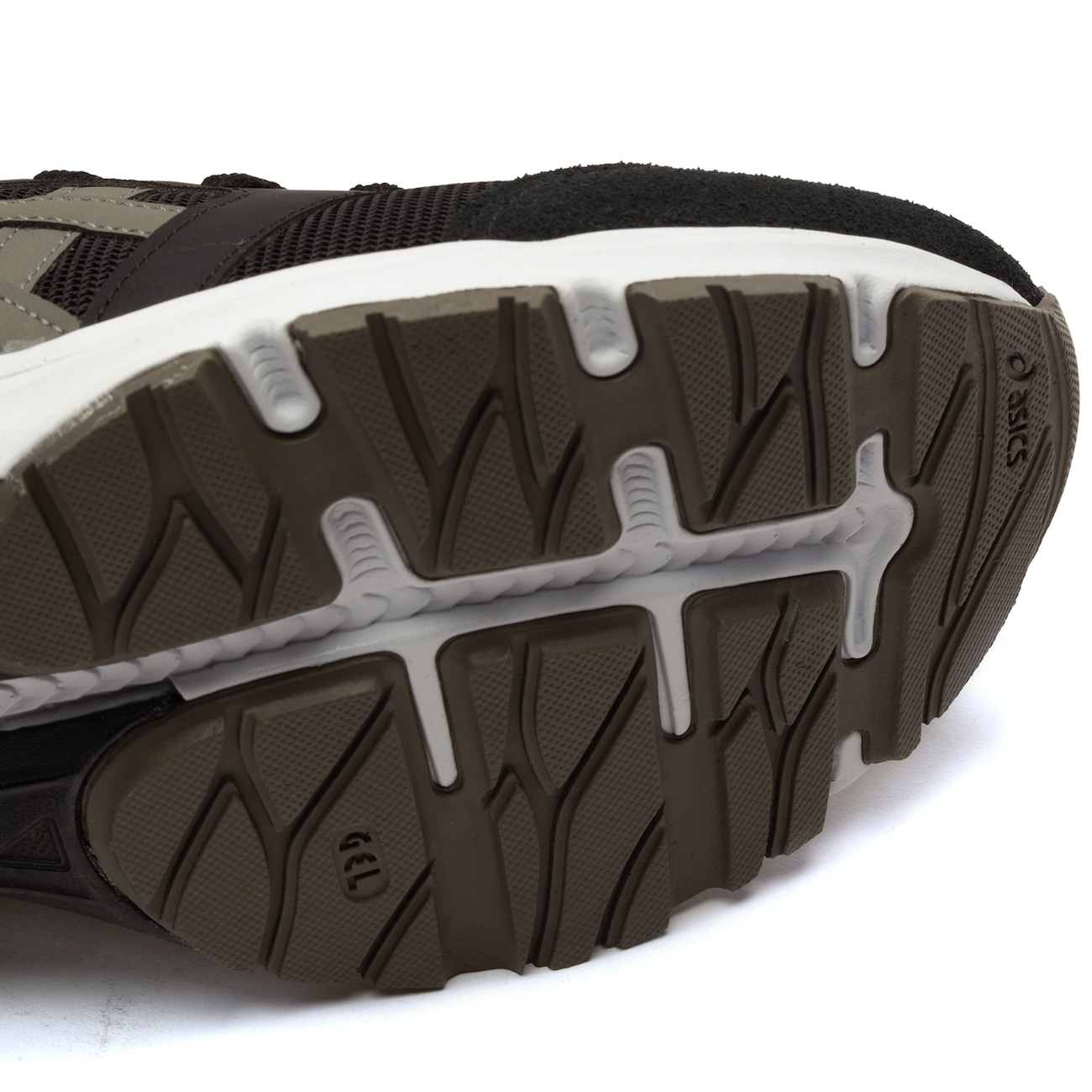 Tênis ASICS Gel-Takumi - Masculino - Video 1