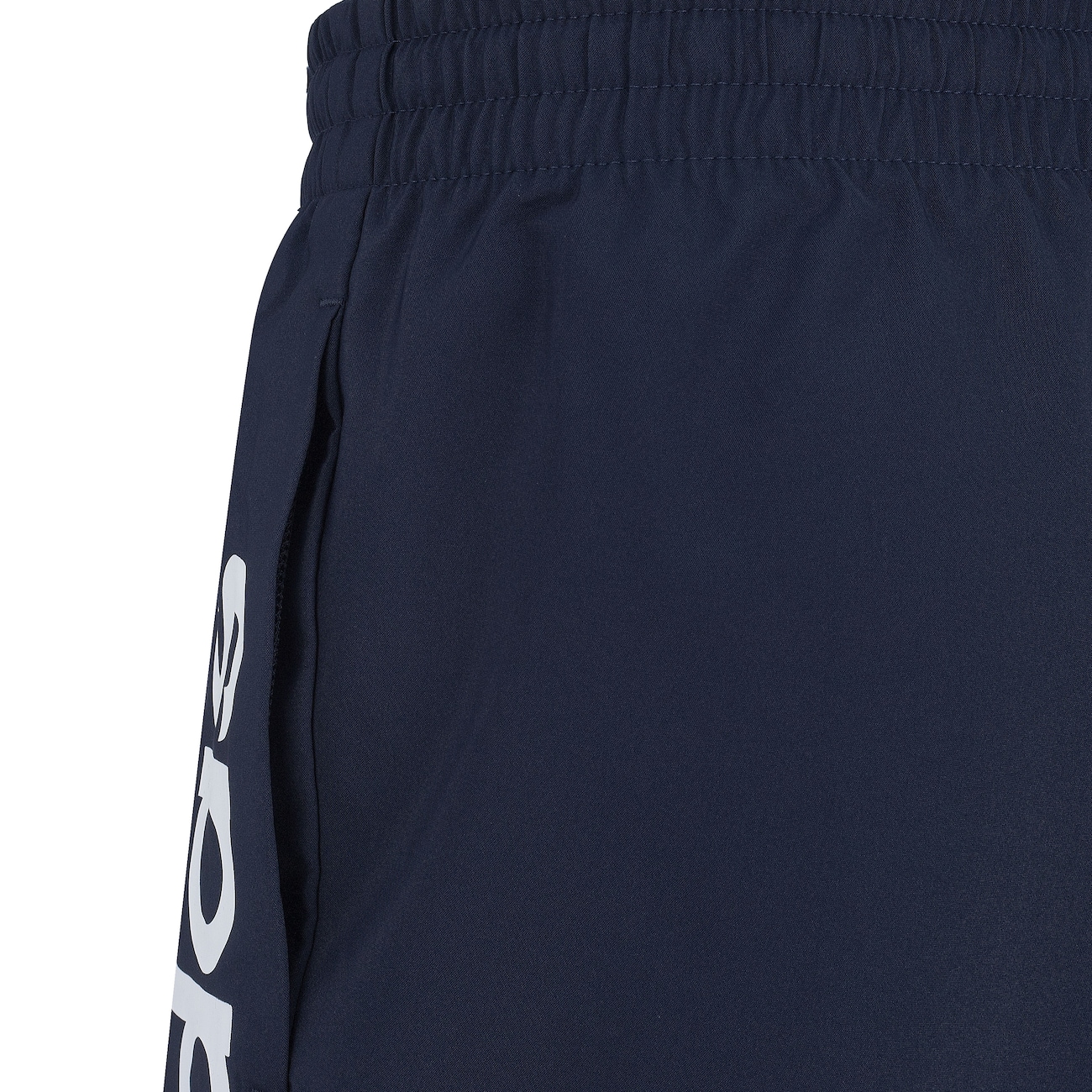 Bermuda Masculina adidas Logo Linear Chelsea - Video 1