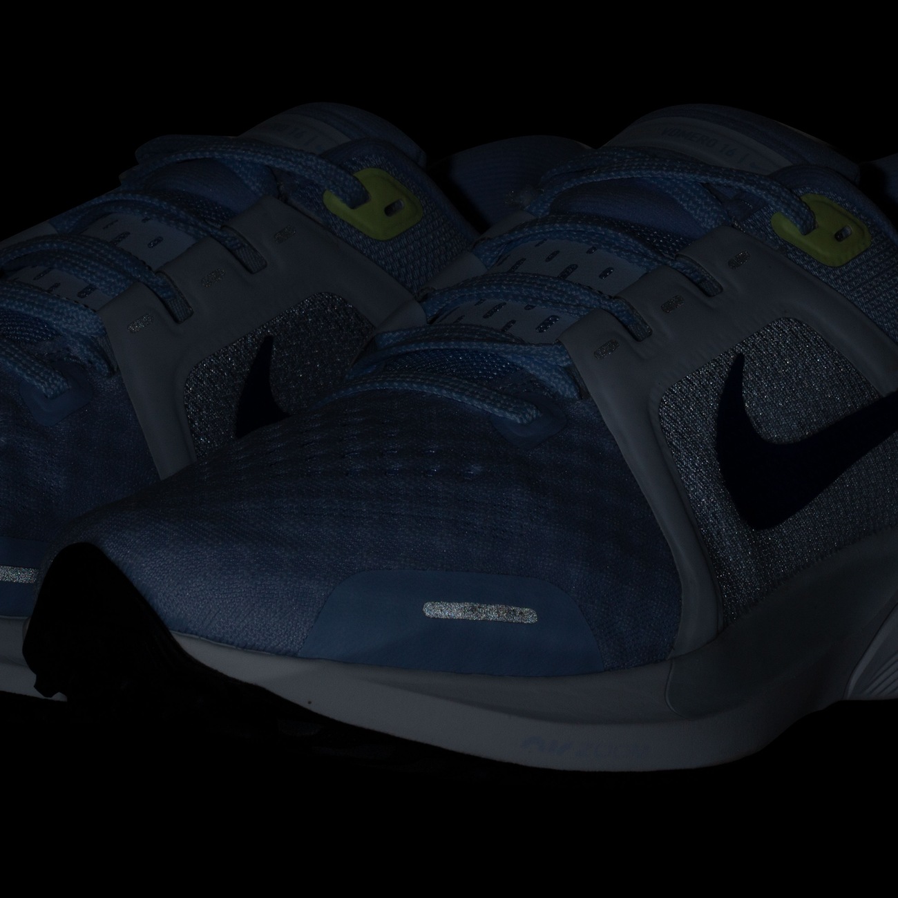 Tênis Nike Air Zoom Vomero 16 - Feminino - Video 1