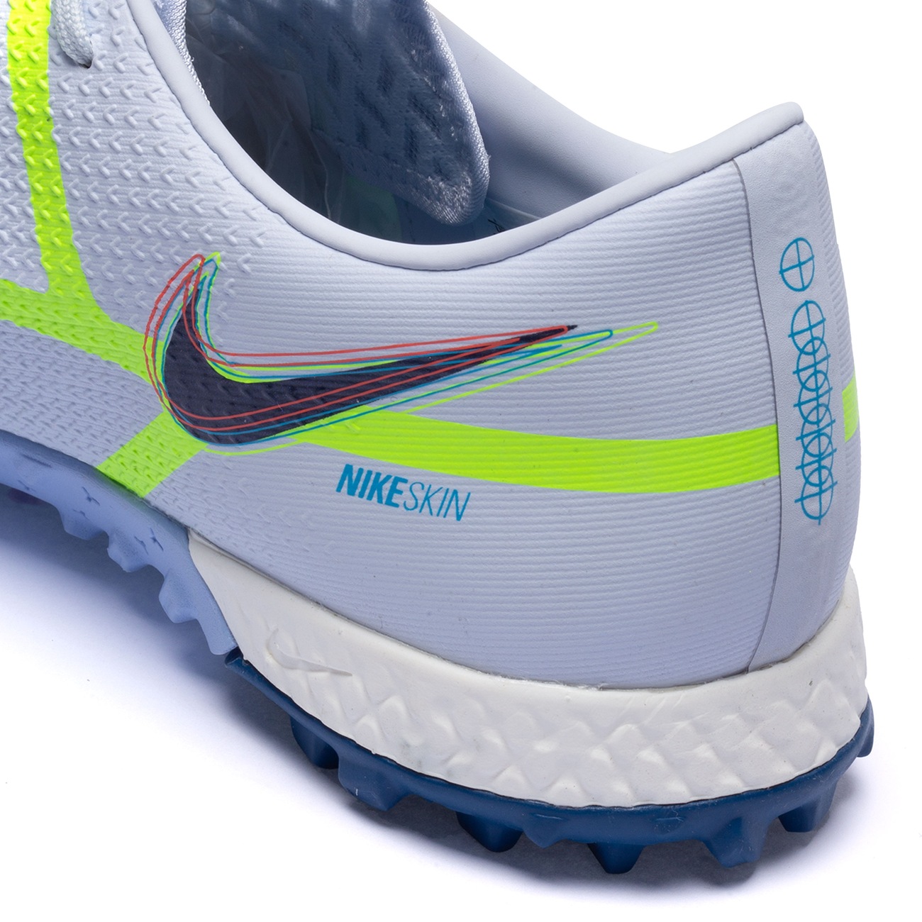 Chuteira Society Nike React Phantom GT2 PRO TF - Adulto | Centauro