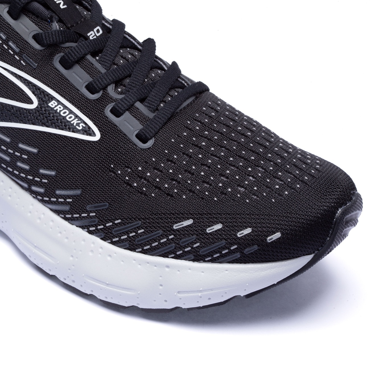 Centauro apresenta o Glycerin 17, da Brooks, com exclusividade