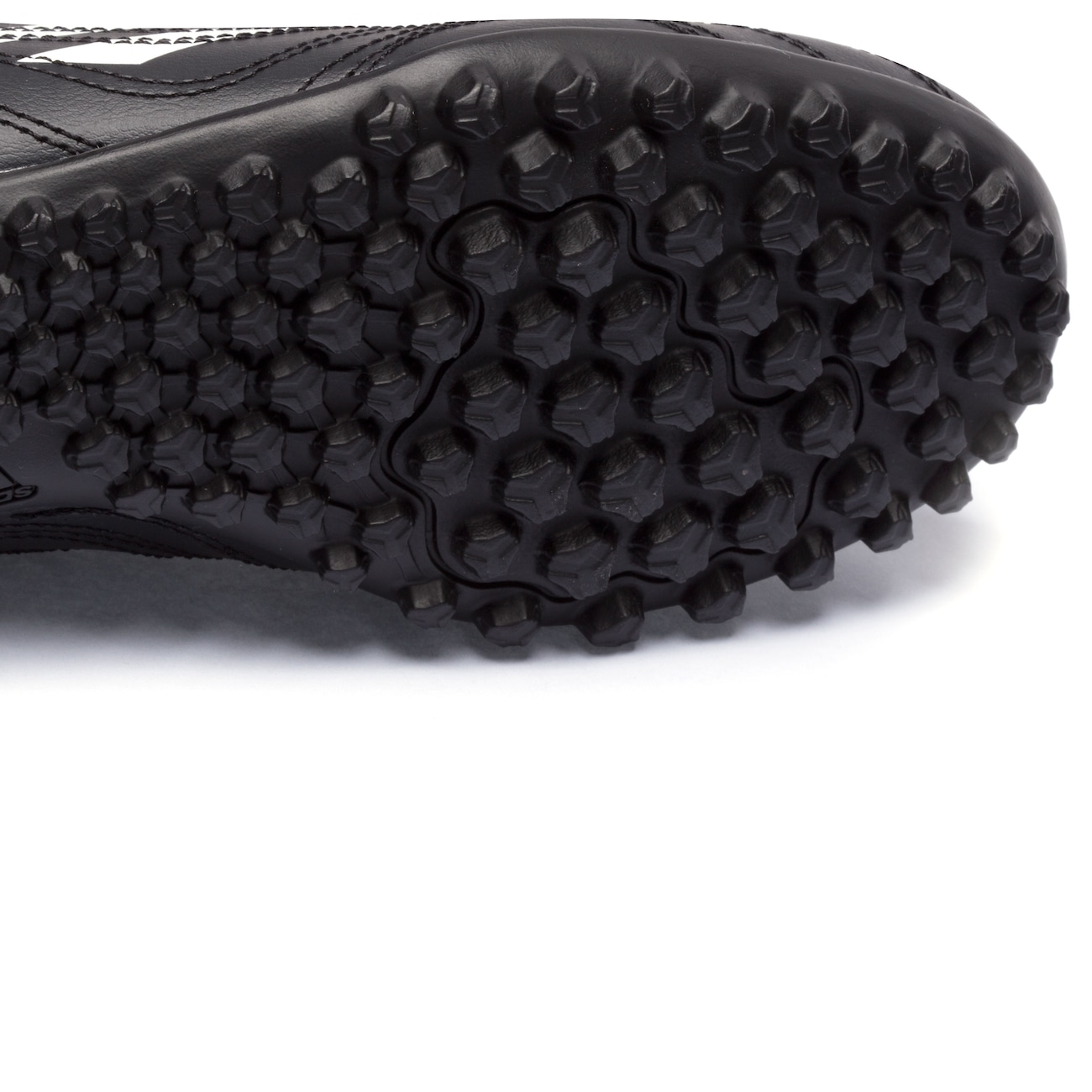 Chuteira Society Adulto adidas Copa Sense.4 TF - Video 1