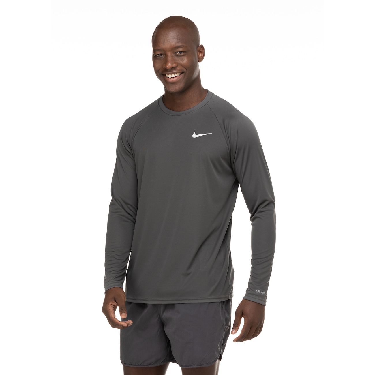 Camiseta Manga Longa Masculina Nike com Proteção UPF40+ Essential