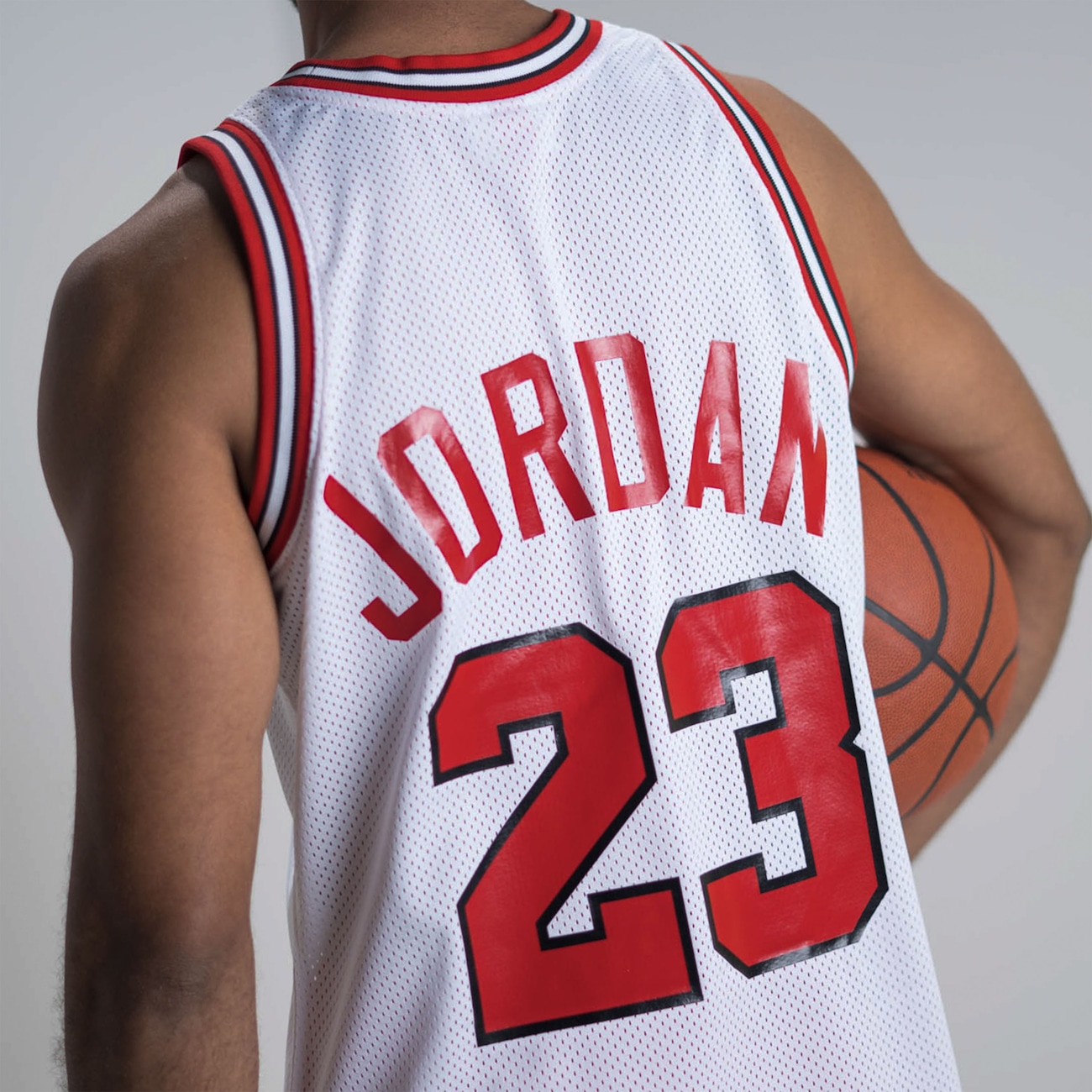 Camiseta Regata Chicago Bulls NBA Mitchell & Ness Authentic Jersey - Masculina - Video 1