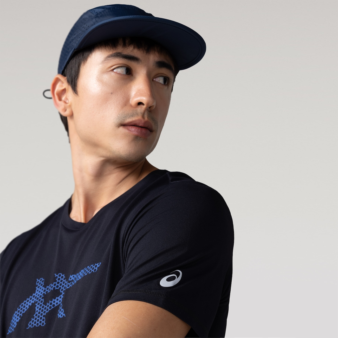 Camiseta ASICS Manga Curta Light Nagoya - Masculina | Centauro