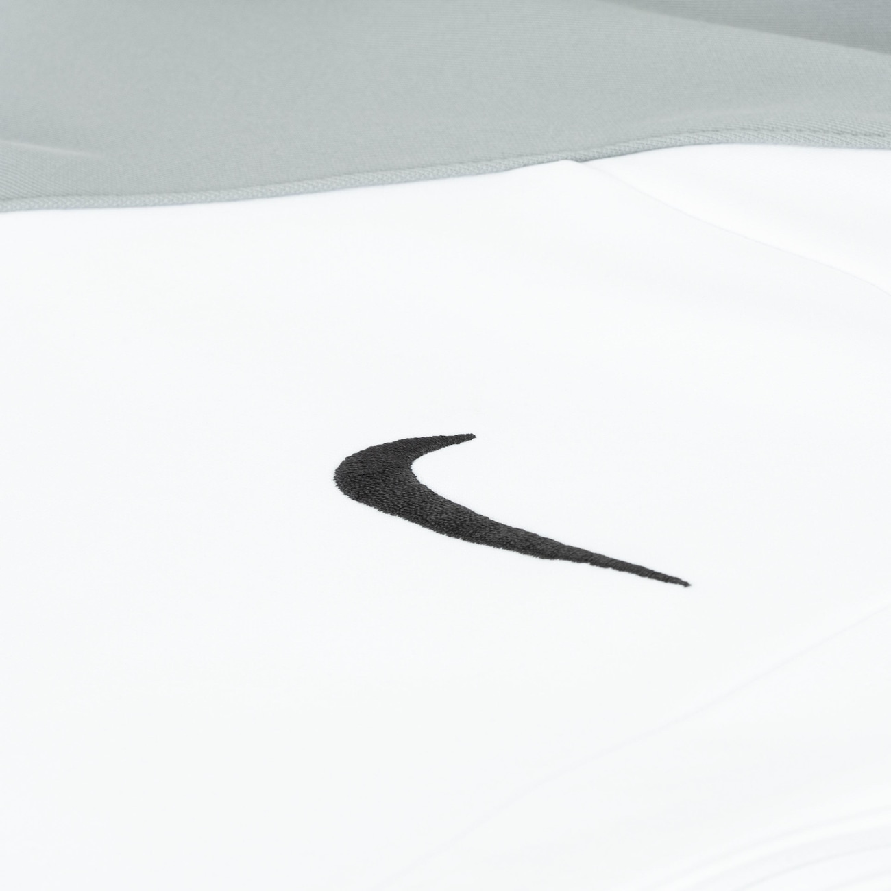 Jaqueta Liverpool 22 Nike Sem Capuz Academy Pro Anthm - Masculina - Video 1