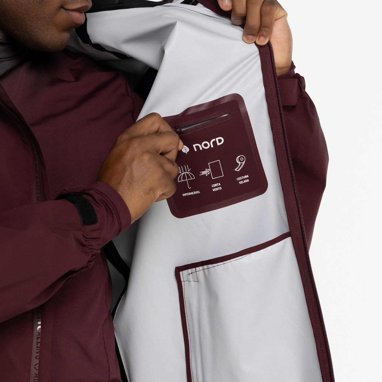 Jaqueta Masculina Nord com Capuz Impermeável Selada - Video 1