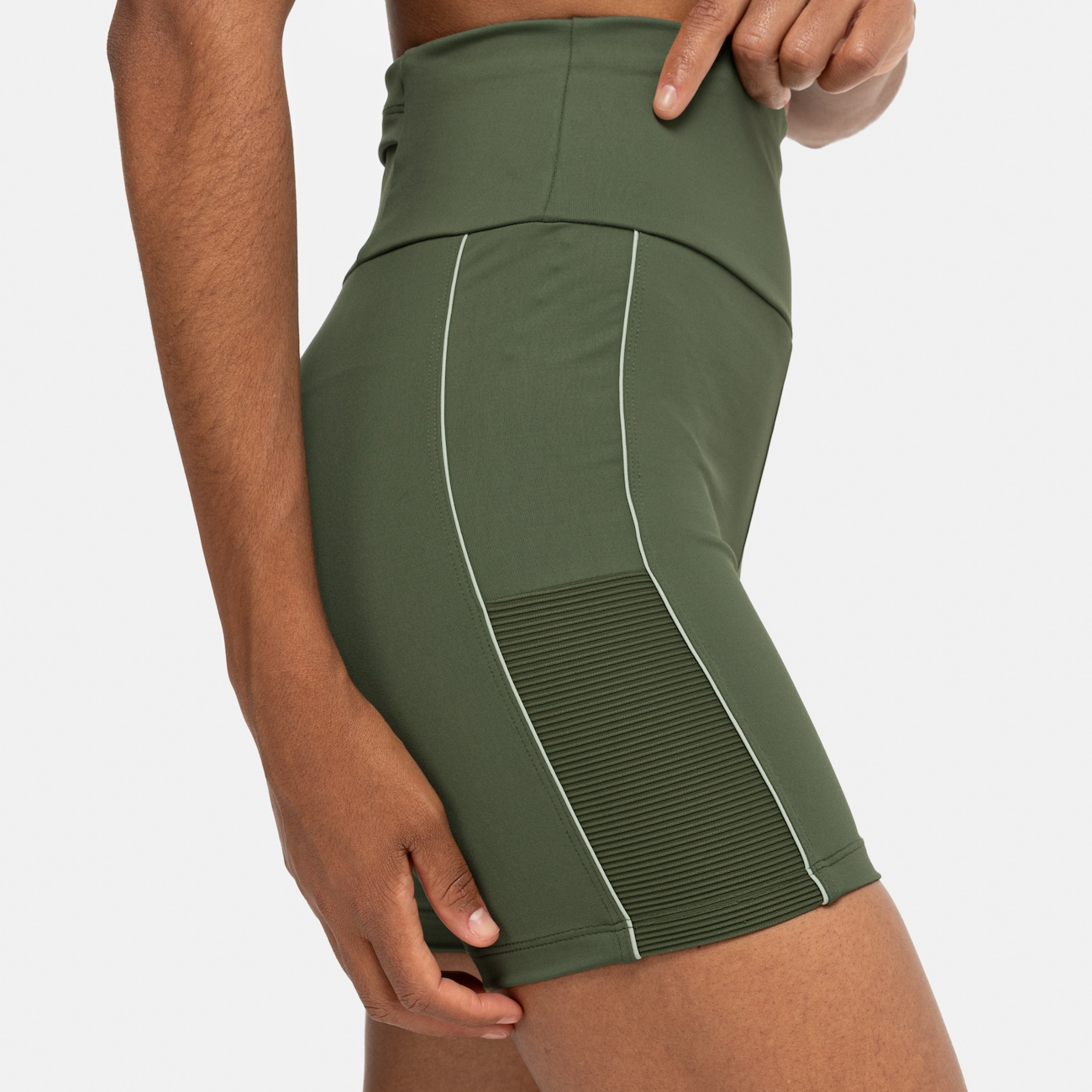 Bermuda Feminina Oxer Textura Cós Médio Média Compressão - Video 1