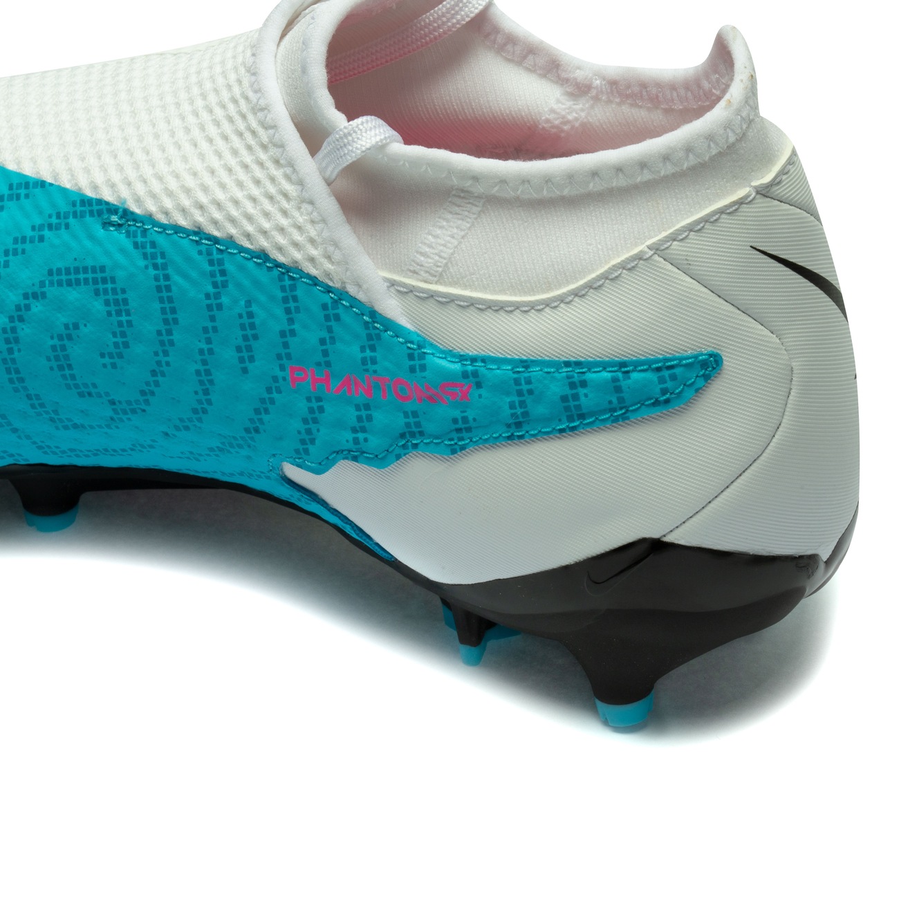 Chuteira de Campo Adulto Nike Phantom GX Academy | Centauro