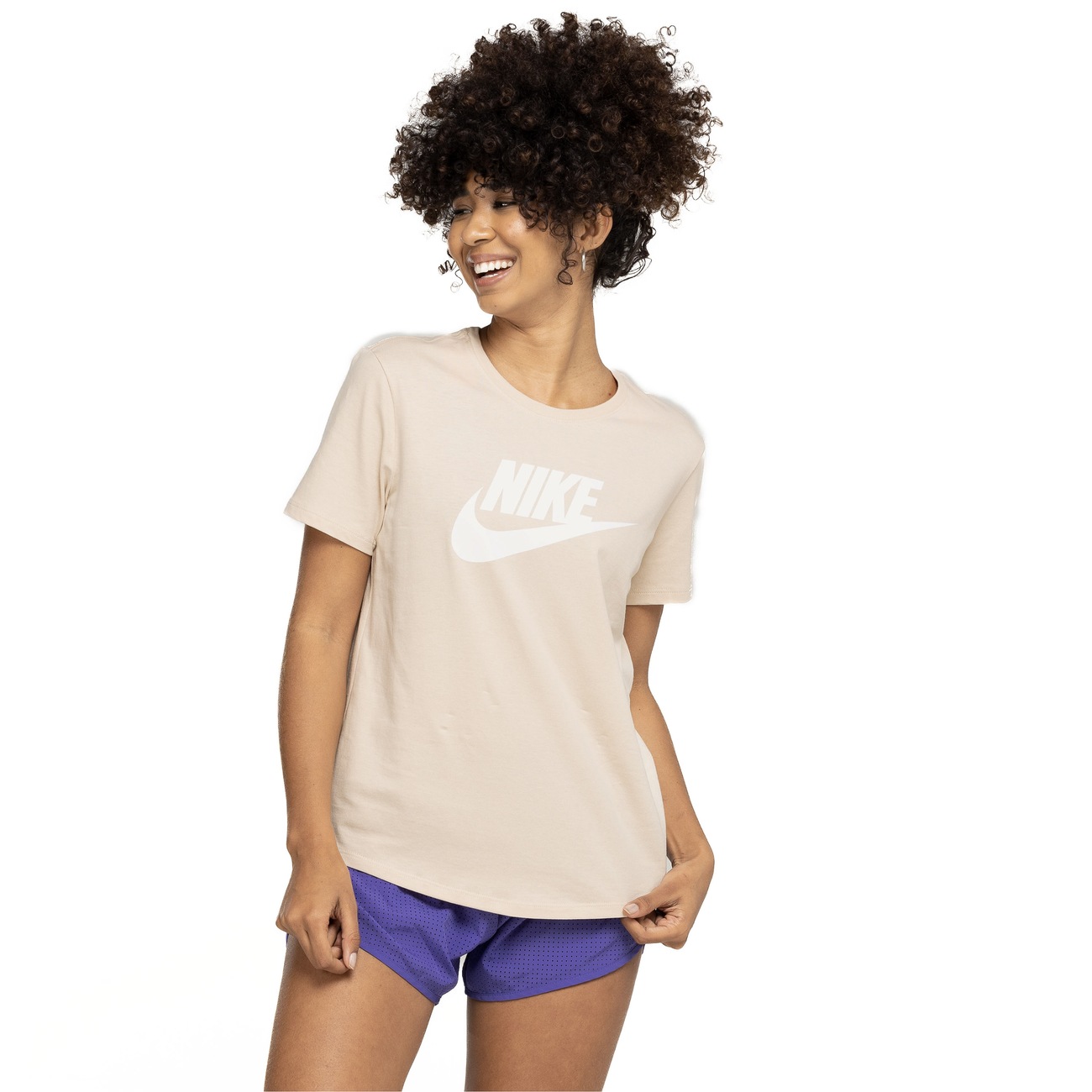 Camiseta Feminina Nike Manga Curta Sportswear Essential Icon em ...
