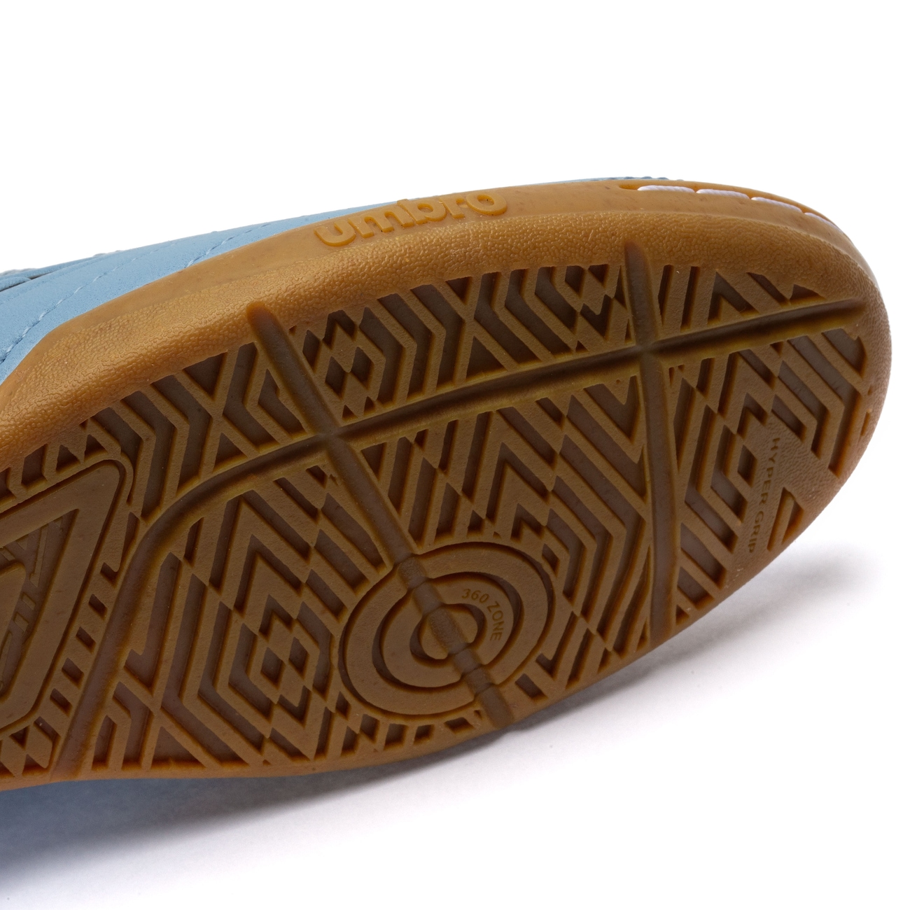 Chuteira Futsal Umbro Tocco III Club - Adulto - Video 1