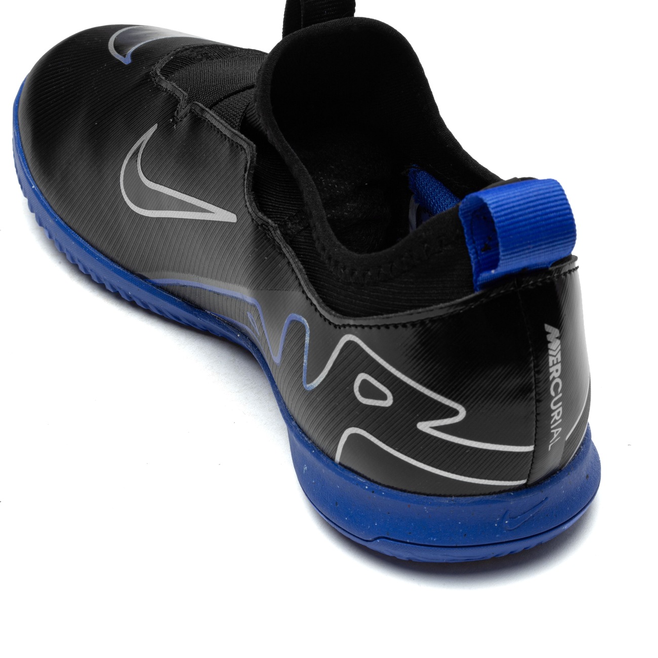 Chuteira Futsal Nike Mercurial Zoom Vapor 15 Academy IC - Júnior