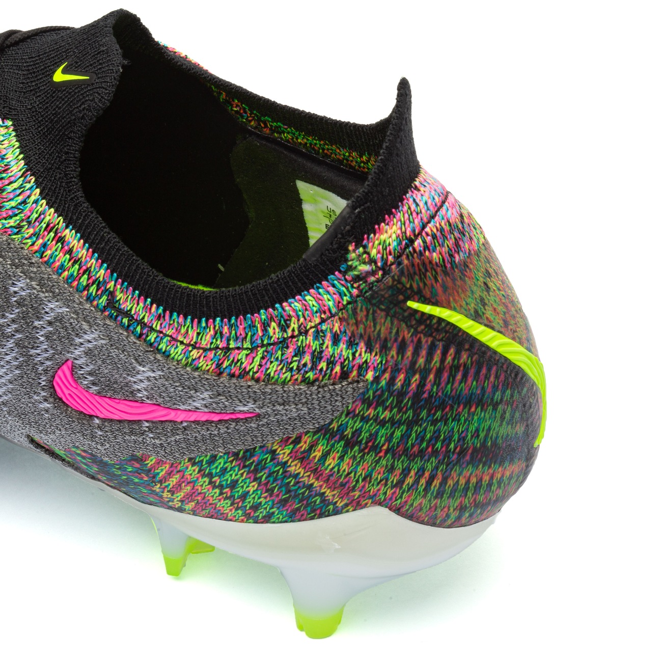 o_o　NIKE Phantom GX Elite FUSION FG Chuteira de Campo Nike Phantom GX Elite Fusion FG - Adulto | Centauro