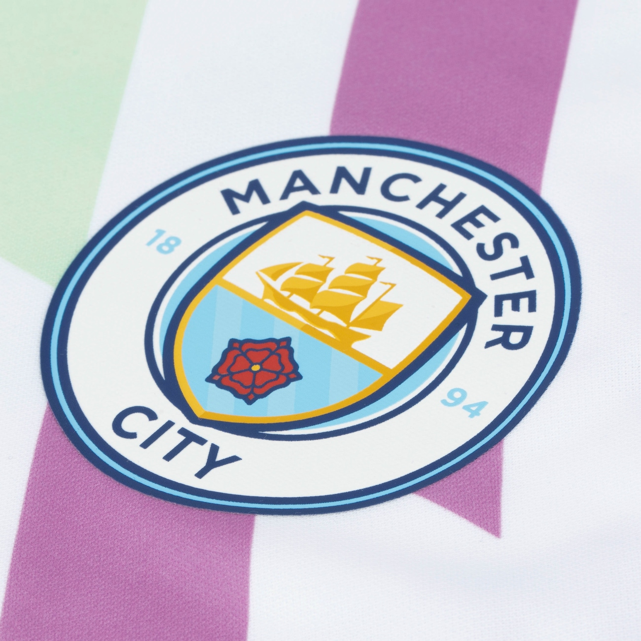 CAMISA MAN CITY PRE JOGO II 23 PUMA MASCamisa Pré-Jogo Manchester City II  23 Masculina Puma em Promoção