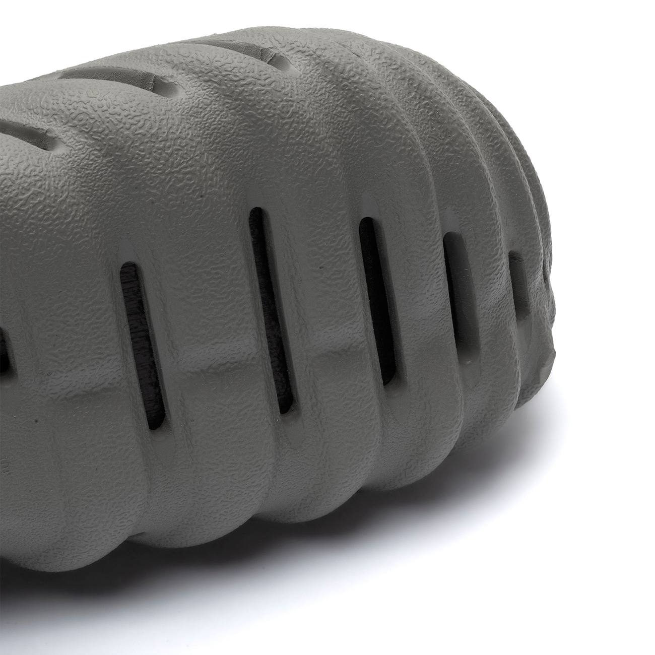 Sandália Crocs Unissex Echo Log - Video 1