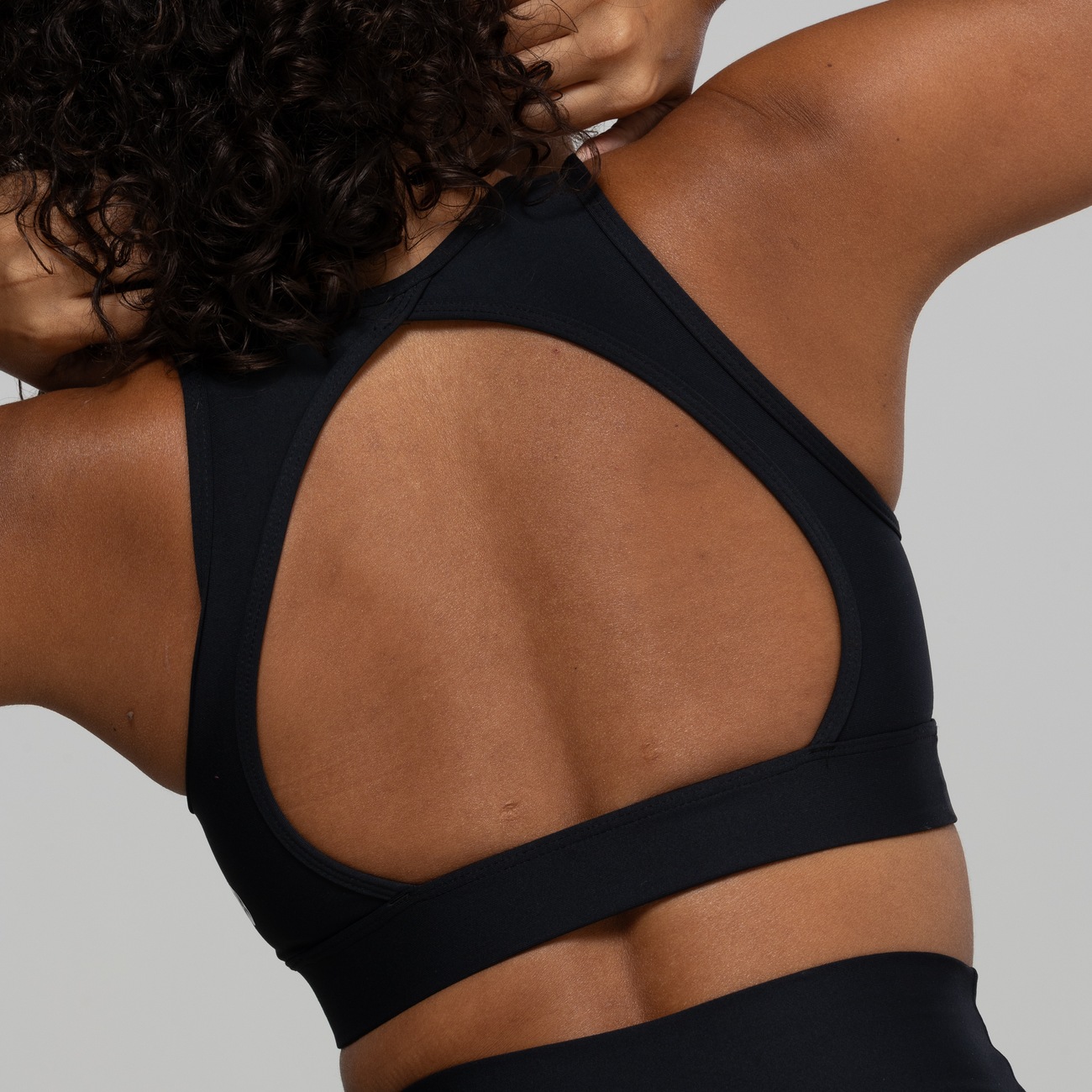 Top Fitness com Bojo Removível Vestem Sai Alta Sustentação - Adulto - Video 1