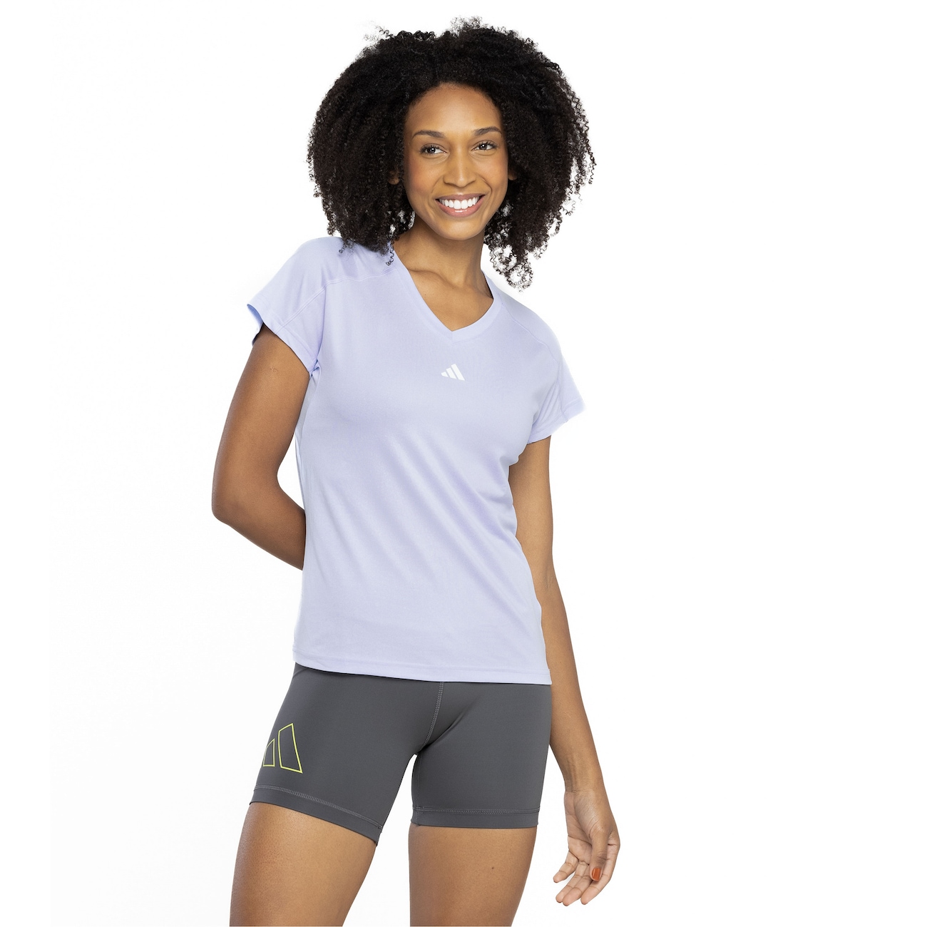 Camiseta Feminina adidas Manga Curta Essentials Minimal