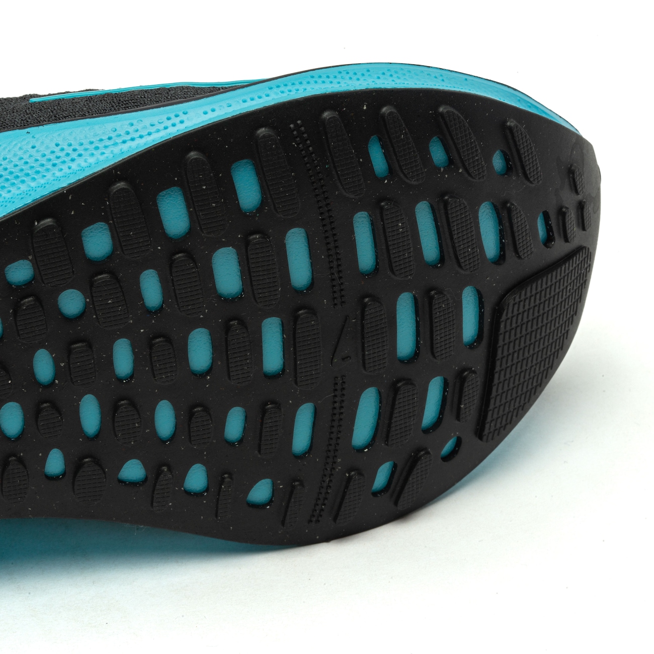 Tênis Nike React Infinity Run FK 4 - Masculino - Video 1