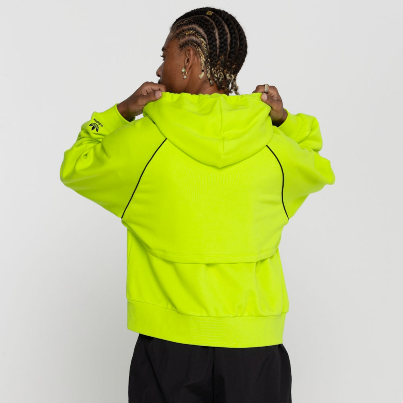 Camiseta adidas Originals 2 em 1 Regata + Cropped com Capuz