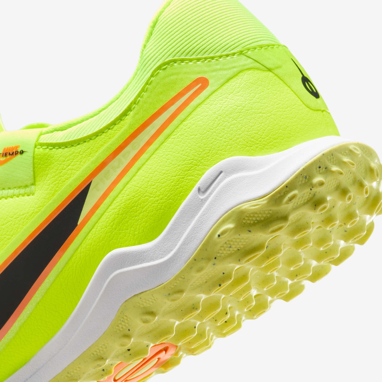 Chuteira Society Nike Tiempo Legend 10 Academy Adulto - Video 1