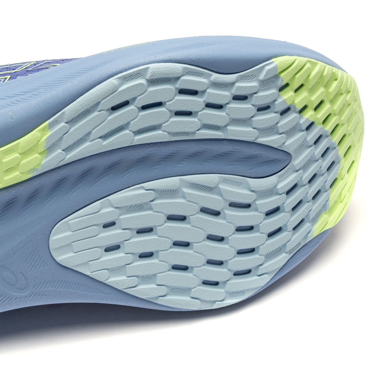 Tênis ASICS Gel-Nimbus 26 Feminino - Video 1