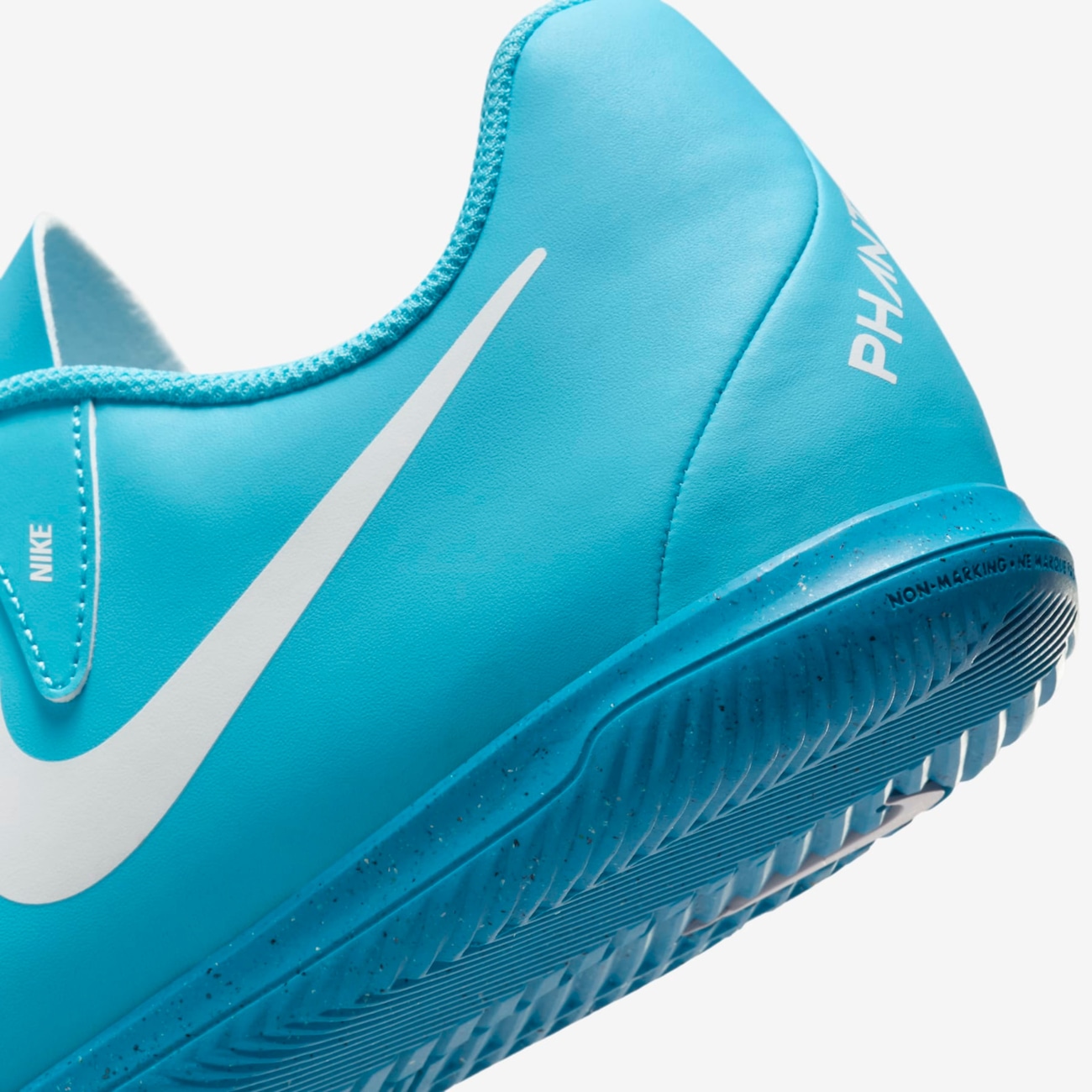 Chuteira Futsal Nike Phantom GX II Club Adulto - Video 1