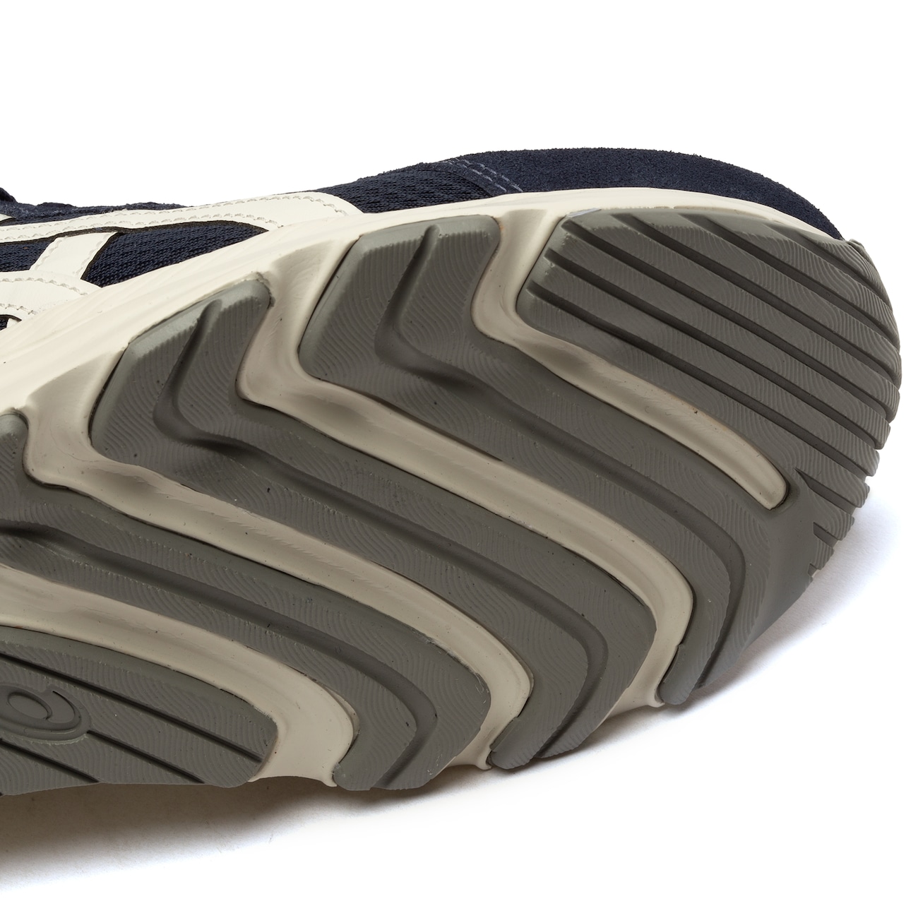 Tênis ASICS Gel-Outsider Masculino - Video 1