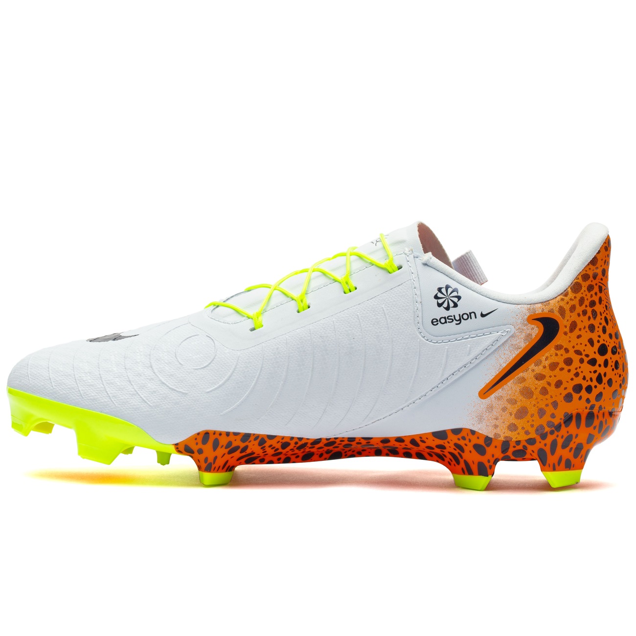 Chuteira de Campo Nike Phantom GX Academy Ease Oly Adulto | Centauro