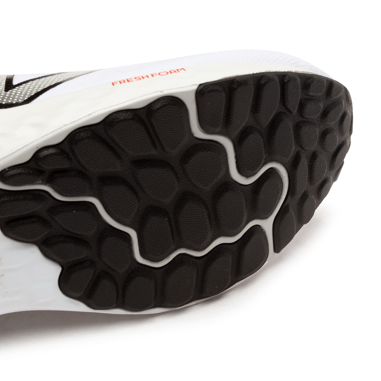 Tênis New Balance Marishw4 Fresh Foam Masculino - Video 1