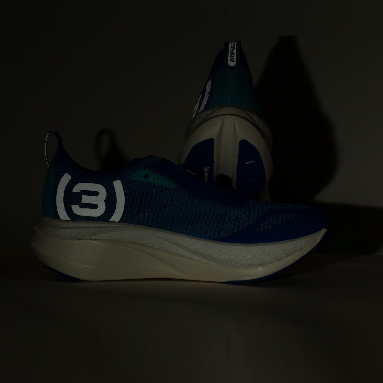 Tênis Olympikus Corre Grafeno 3 Unissex - Video 1