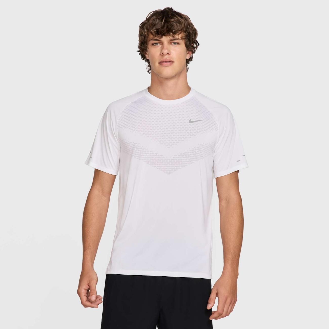 Camiseta Masculina Nike Manga Curta Dri-fit ADV Stride em Promoção
