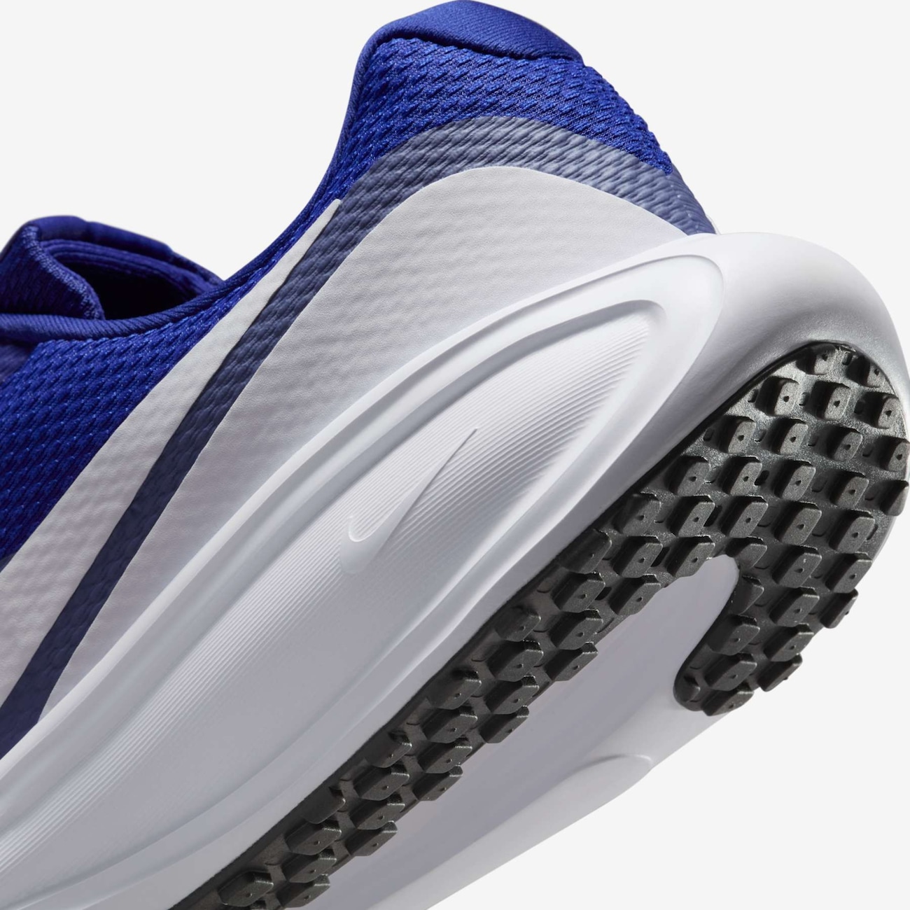Tênis Masculino Nike Revolution 8 - Video 1