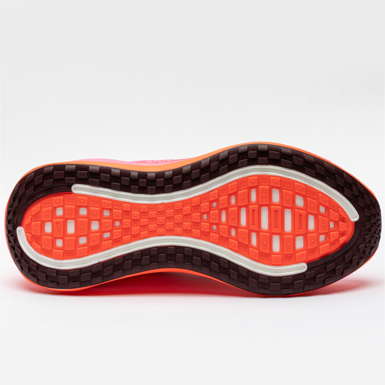 Tênis Feminino Nike Vomero Plus - Video 1