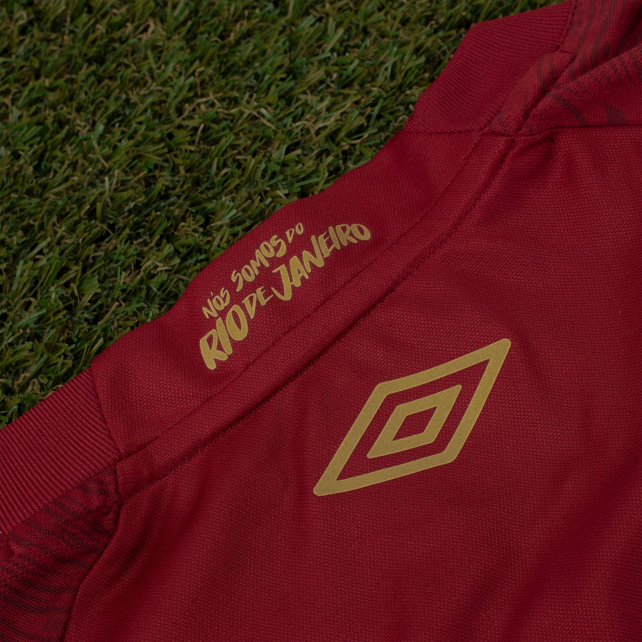 Camisa do Fluminense III 25/26 Torcedor Umbro Feminina - Video 1