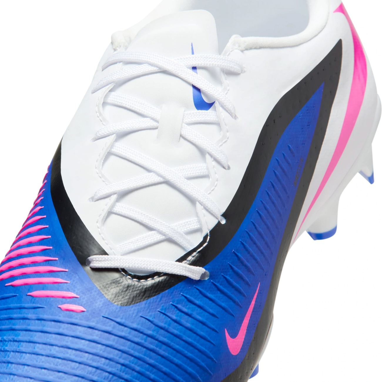 Chuteira de Campo Adulto Nike Phantom 6 Academy em Promoção | Centauro