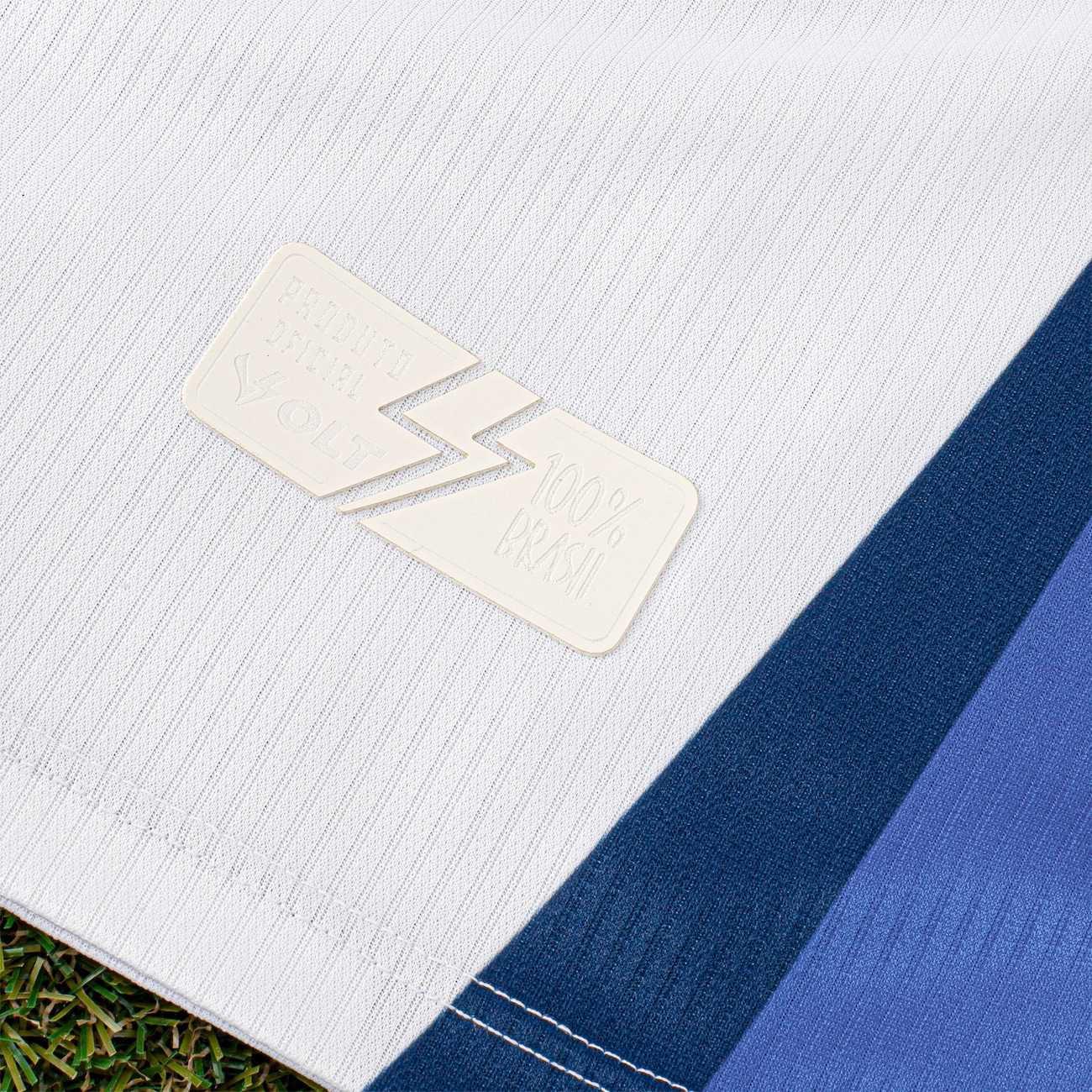 Camisa do Avaí II 25/26 Torcedor Volt Feminina - Video 1