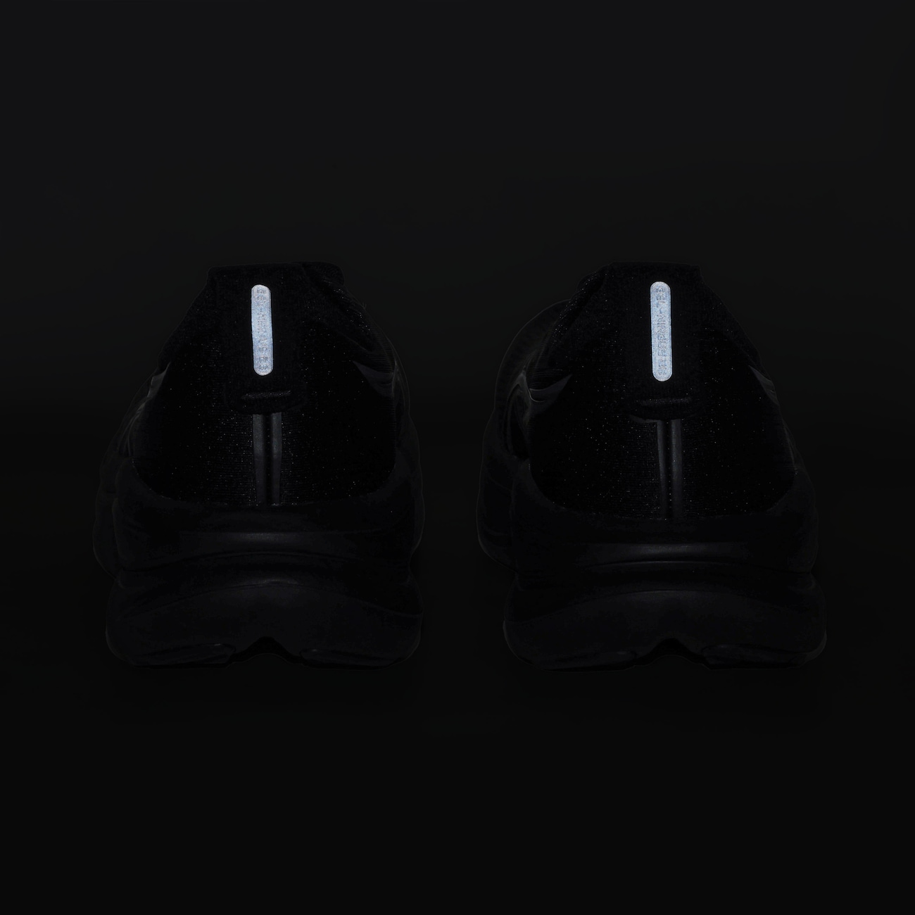 Tênis Masculino ASICS Gel-Nimbus 28 - Video 1