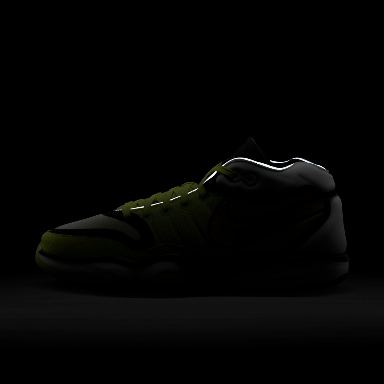 Tênis Unissex Nike Air Zoom G.T. Hustle 2 em Promoção | Centauro